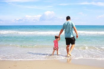 Pagar pensión alimentos vacaciones