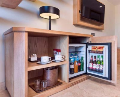 Minibar para habitación de hotel