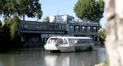 Barco turístico por el Tajo en Aranjuez