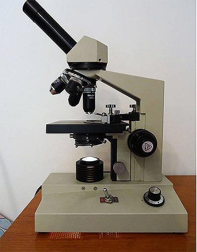 Microscopio óptico segunda mano