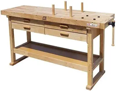 Banco de madera para carpintería