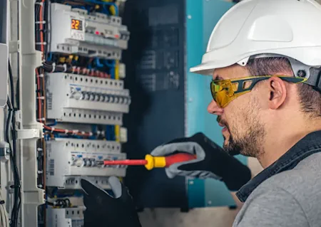 Curso de prevención en riesgo eléctrico