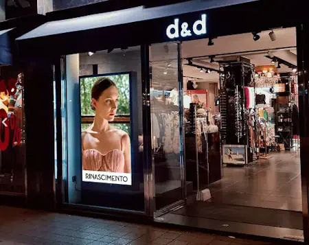 Pantallas para escaparates y tiendas de moda